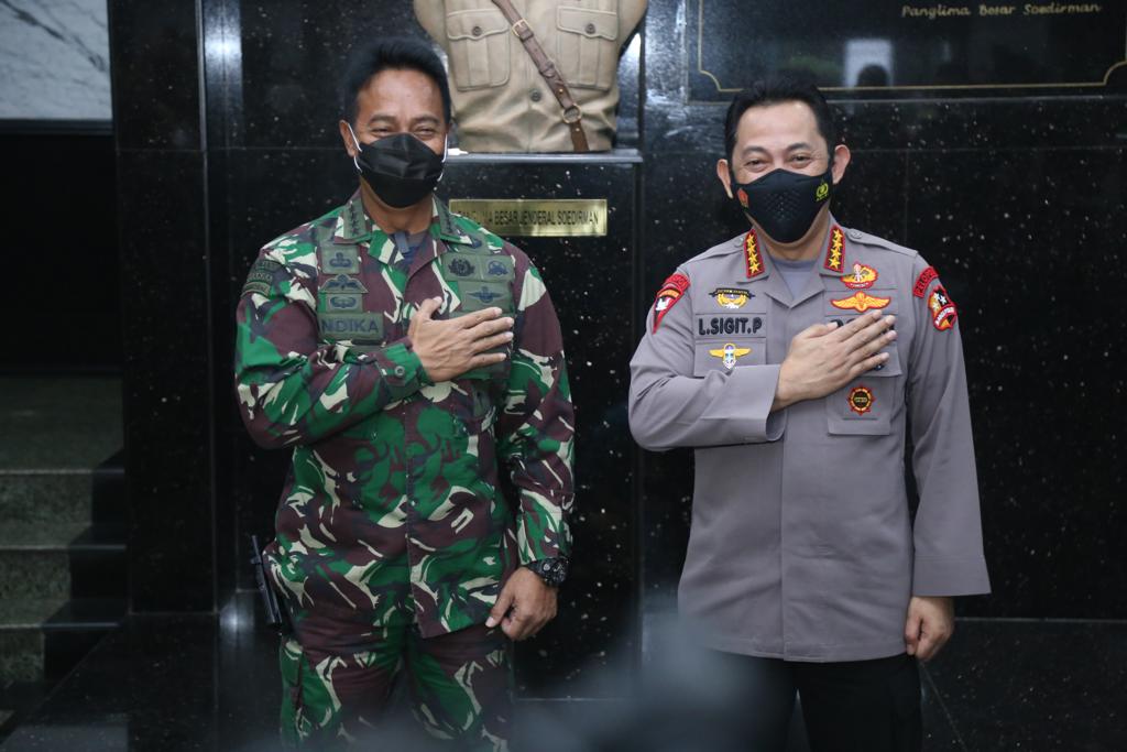 Photo of Untuk Sementara I Salute You Buat Kapolri dan Panglima TNI