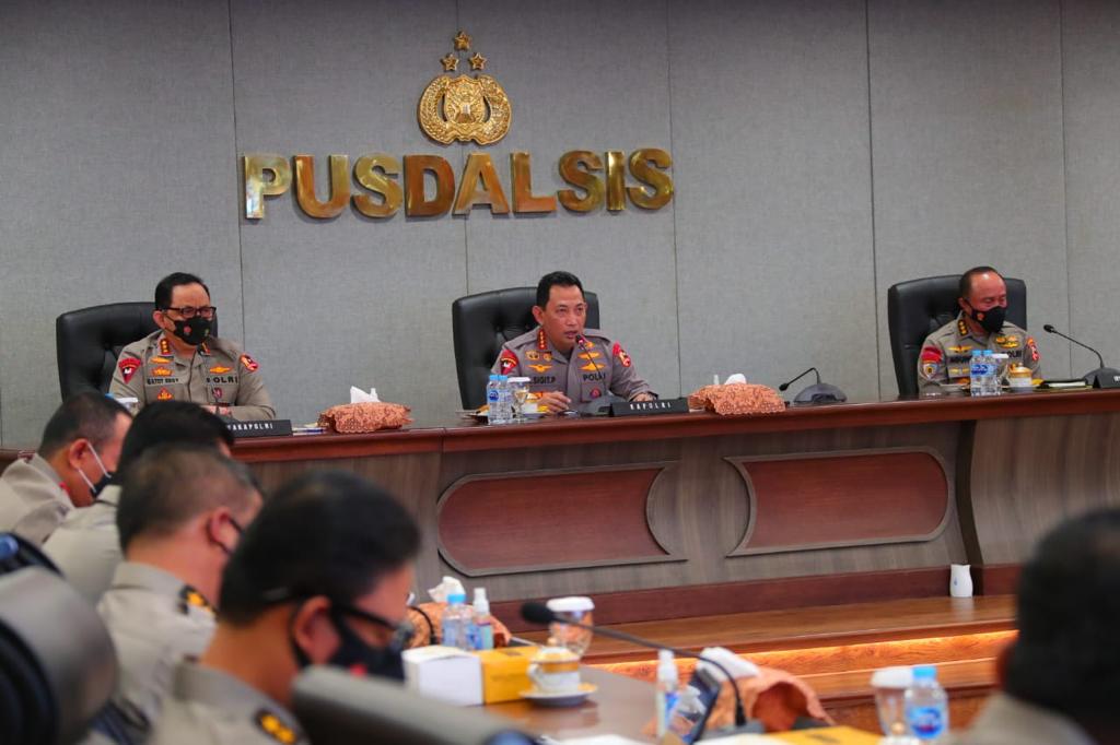 Photo of Membingungkan Publik Polisi Atau Satpam, Warna Seragam Satpam Akan Di Rubah.