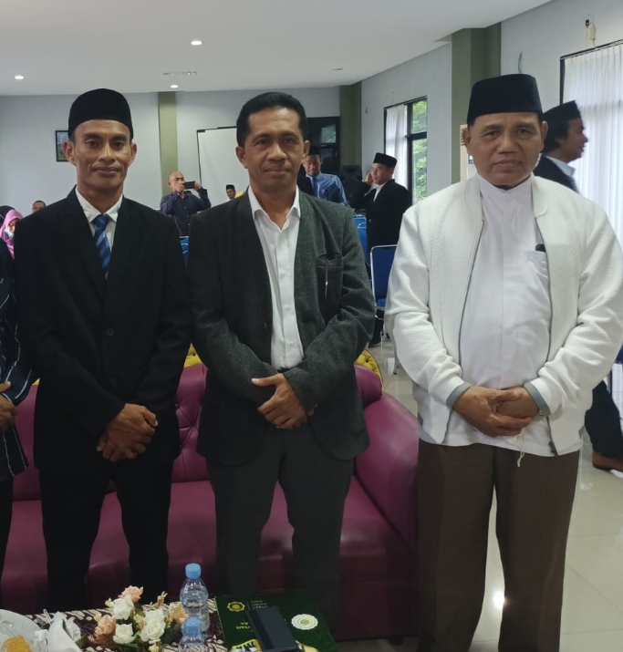 Photo of JUHDI TASLIM & SUDIAR KODAKA PIMPIN FAKUKTAS DAN PRODI ILMU HUKUM.