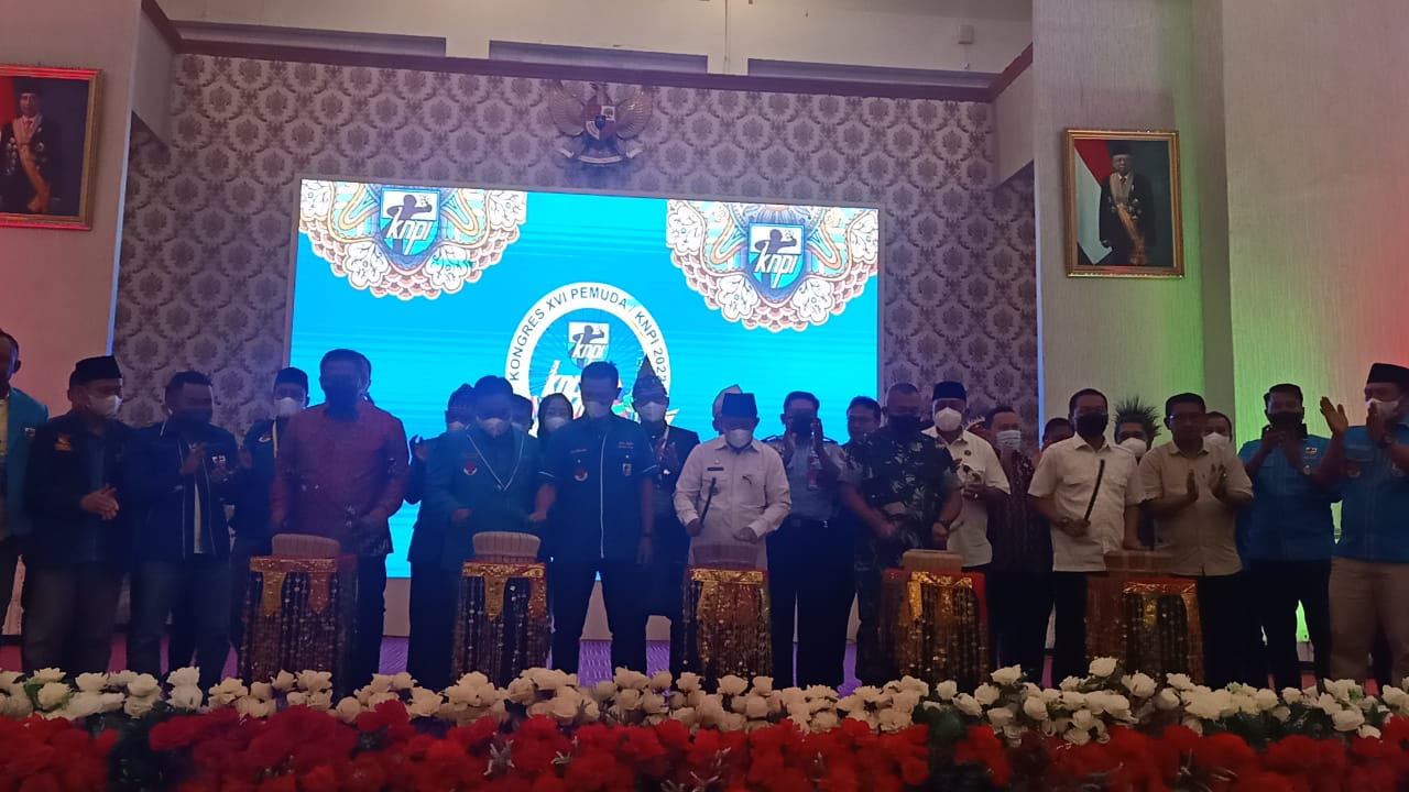 Photo of GUBERNUR AGK BUKA PERHELATAN KONGRES PEMUDA XVI DI SOFIFI.OPEN  CEREMONY YANG MERIAH.