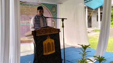 Photo of DR.H.MUHAMMAD KASUBA DIDAULAT SAMPAIKAN HIKMAH MAULID DI HALUT