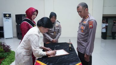 Photo of Polda Maluku Utara gelar serah terima Jabatan Ibu Asuh Polwan Polda Malut