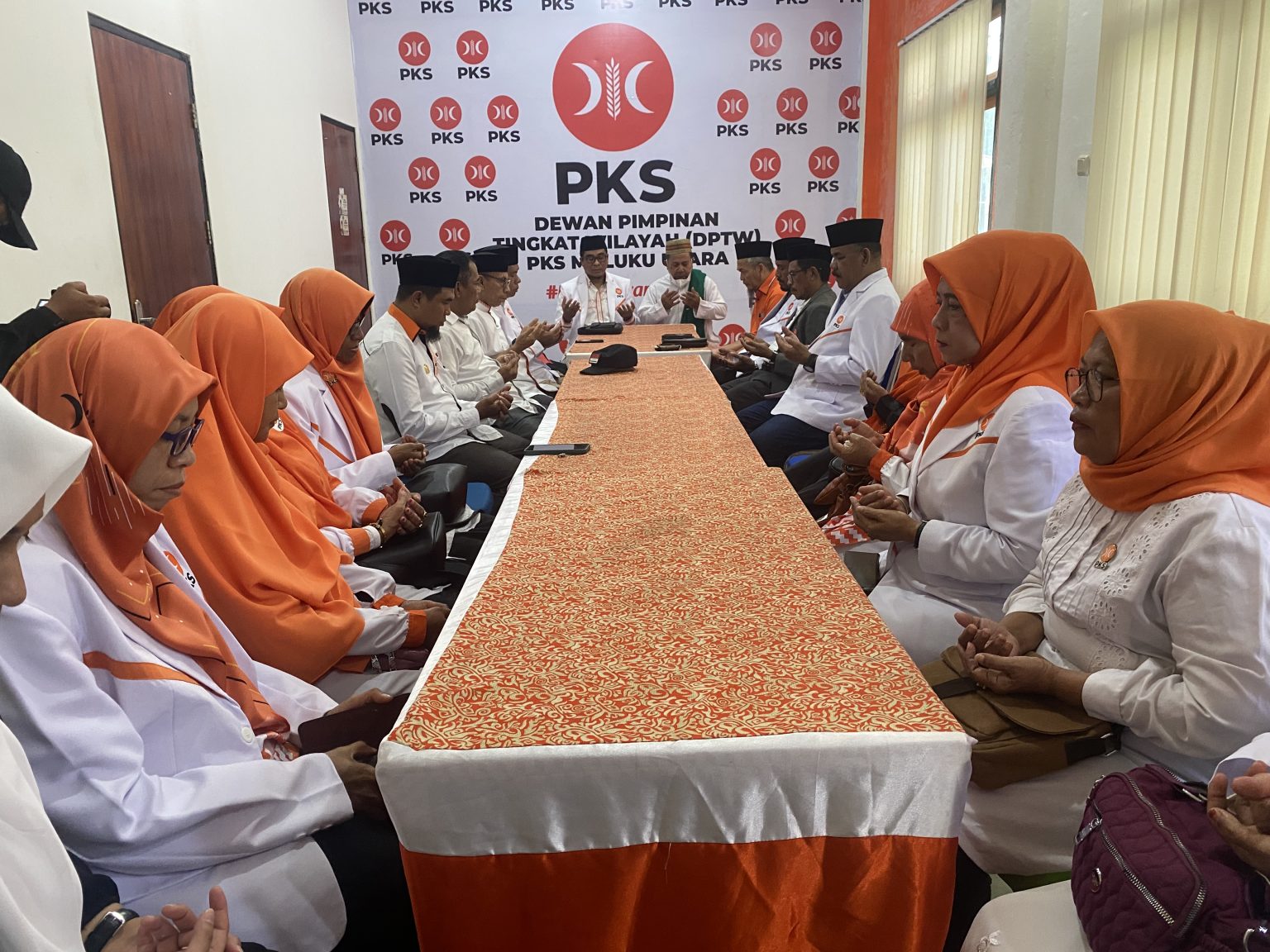 Dpw Pks Malut Resmi Daftarkan Caleg Dprd Provinsi Ke Kpu Malut