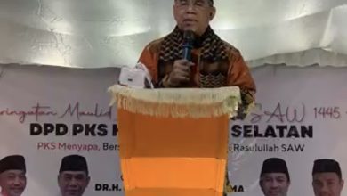 Photo of Tampil Penceramah di Maulid Nabi, Ustadz MK Ajak Doakan Mesjid Al Aqsa dan Palestina.