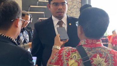 Photo of Legislator DPR RI Ini Apresiasi Keputusan Presiden Hapus Hutang UMKM